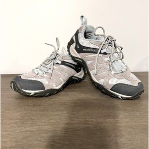 Merrill tennis shoes